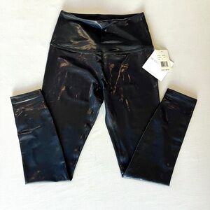 Beyond Yoga Pearlized High Waisted Leggings